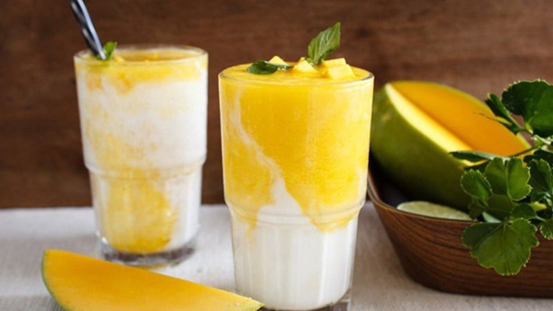 Sinh tố xoài sữa chua ít calo