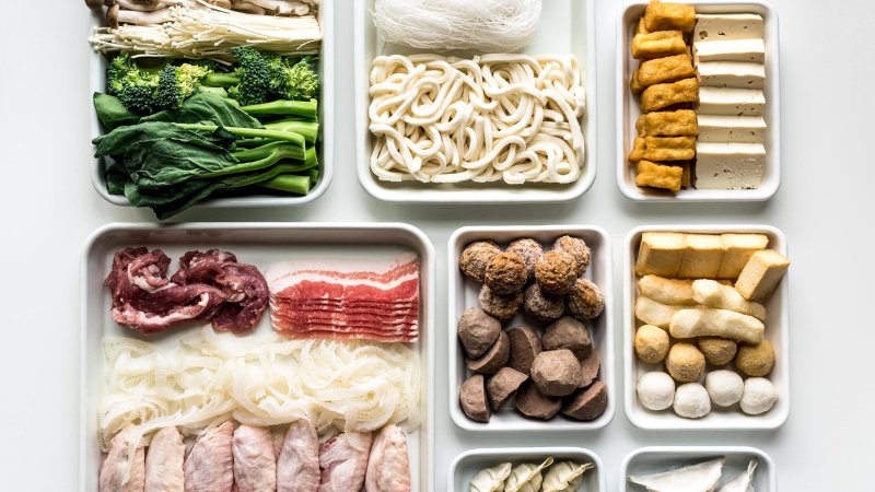 Sơ chế các nguyên liệu nhúng kèm