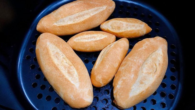 Cách làm bánh mì nồi chiên không dầu giòn, ngon tại nhà